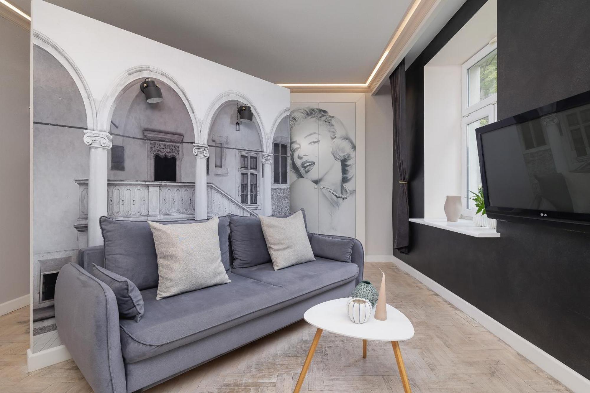Marylin - Czysta 5 Street Краків